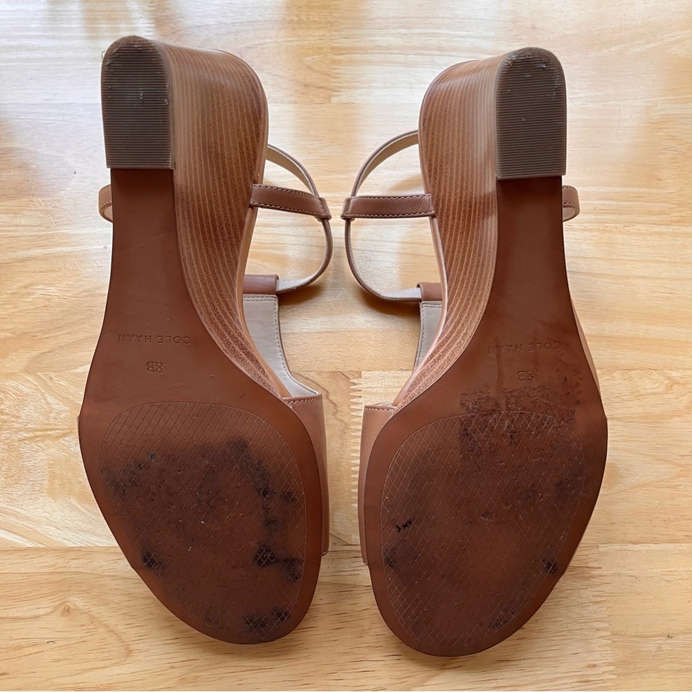 COLE HAAN Maddie Open Toe Tan Wedge Sandals, Pecan Leather, Size 8 - Picture 10 of 11